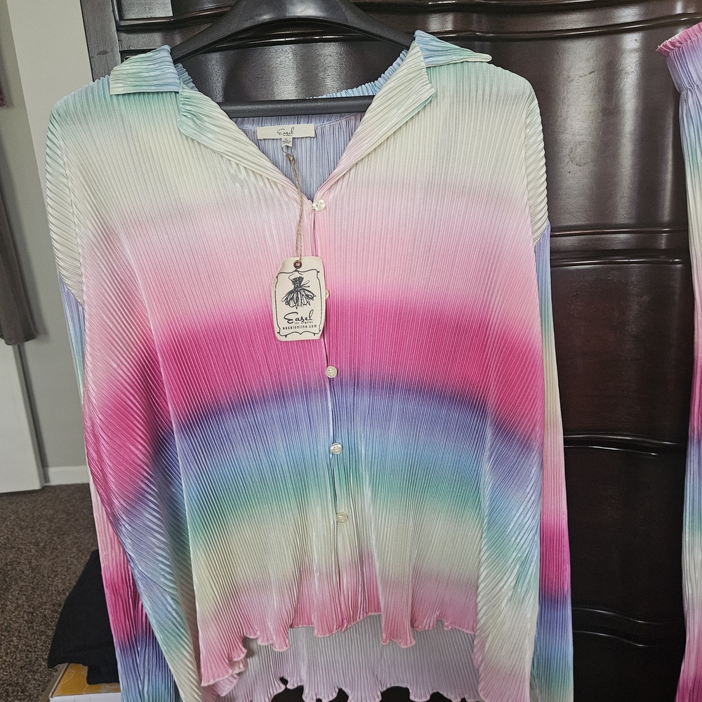 Easel Ombre Pleated Pants SET - Shirt AND pants! BRAND NEW - NEVER BEFORE WORN!